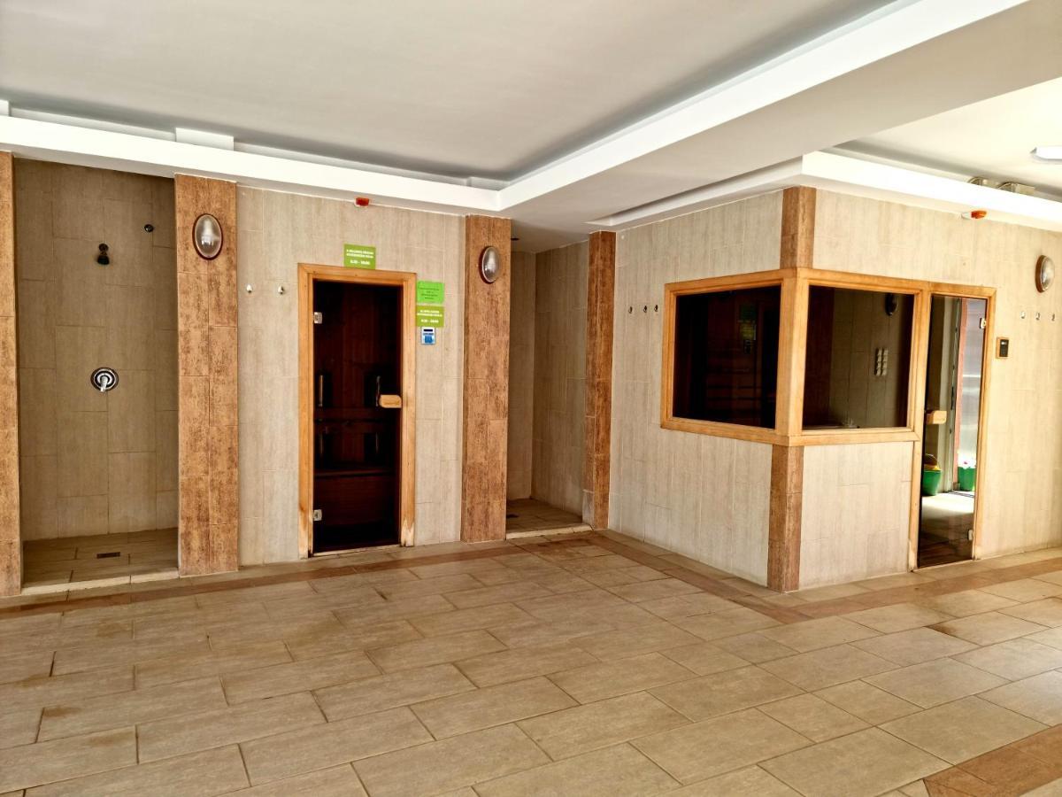 شقة Relax Wellness Studio Hajdúszoboszló المظهر الخارجي الصورة